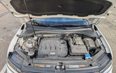 Volkswagen Tiguan II, 2019 год, 2 950 000 рублей, 17 фотография