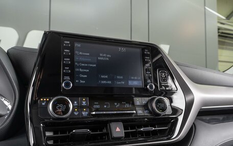 Toyota Highlander, 2022 год, 7 799 000 рублей, 14 фотография