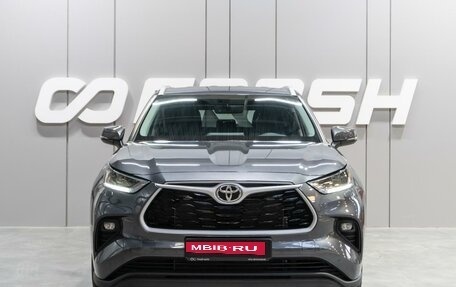 Toyota Highlander, 2022 год, 7 799 000 рублей, 3 фотография