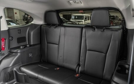 Toyota Highlander, 2022 год, 7 799 000 рублей, 12 фотография