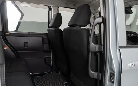 Toyota Roomy I, 2018 год, 939 000 рублей, 11 фотография