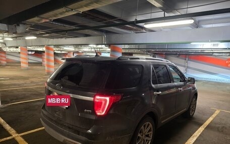 Ford Explorer VI, 2017 год, 2 950 000 рублей, 5 фотография