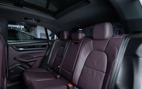 Porsche Macan, 2025 год, 13 390 000 рублей, 31 фотография