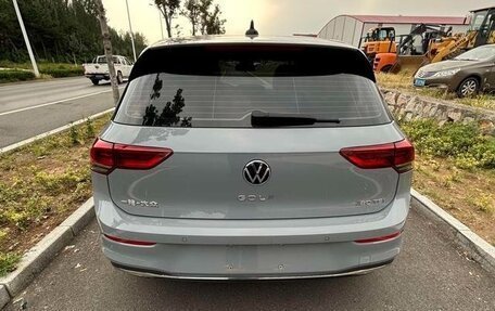 Volkswagen Golf VIII, 2022 год, 1 900 000 рублей, 5 фотография