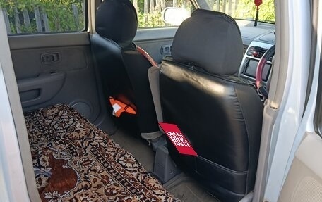 Nissan Cube II, 2002 год, 198 000 рублей, 2 фотография