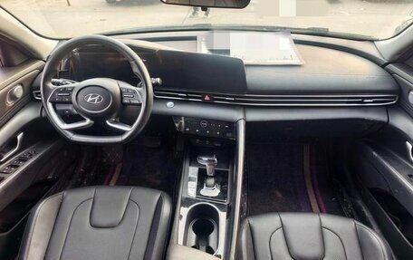 Hyundai Elantra, 2021 год, 1 600 000 рублей, 7 фотография