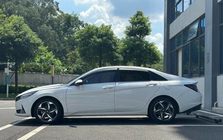 Hyundai Elantra, 2021 год, 1 600 000 рублей, 4 фотография