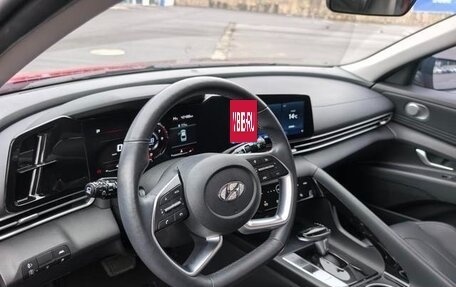 Hyundai Elantra, 2021 год, 1 600 000 рублей, 11 фотография