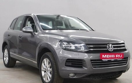 Volkswagen Touareg III, 2012 год, 1 863 000 рублей, 3 фотография