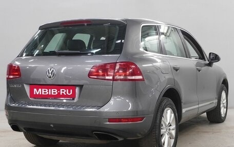 Volkswagen Touareg III, 2012 год, 1 863 000 рублей, 5 фотография