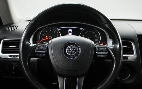 Volkswagen Touareg III, 2012 год, 1 863 000 рублей, 13 фотография