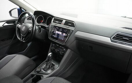 Volkswagen Tiguan II, 2020 год, 2 613 000 рублей, 10 фотография