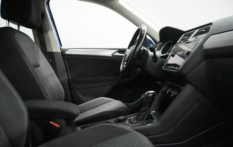 Volkswagen Tiguan II, 2020 год, 2 613 000 рублей, 11 фотография