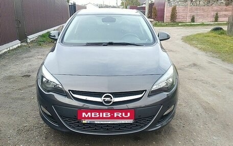 Opel Astra J, 2014 год, 1 130 000 рублей, 2 фотография