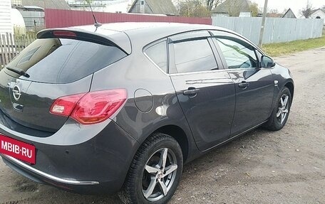 Opel Astra J, 2014 год, 1 130 000 рублей, 5 фотография