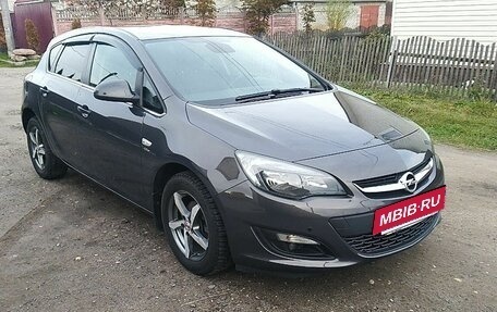 Opel Astra J, 2014 год, 1 130 000 рублей, 3 фотография