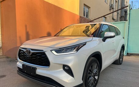 Toyota Highlander, 2025 год, 5 800 000 рублей, 1 фотография