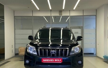 Toyota Land Cruiser Prado 150 рестайлинг 2, 2010 год, 2 950 000 рублей, 3 фотография