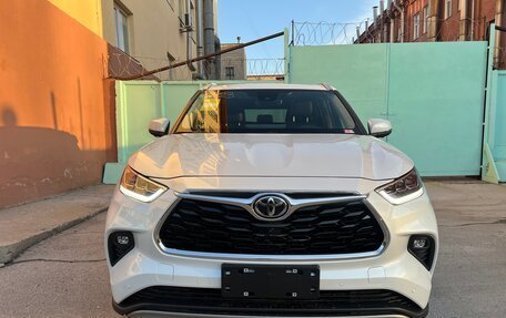 Toyota Highlander, 2025 год, 5 800 000 рублей, 2 фотография