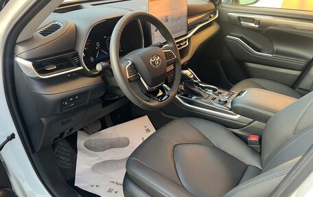 Toyota Highlander, 2025 год, 5 800 000 рублей, 9 фотография