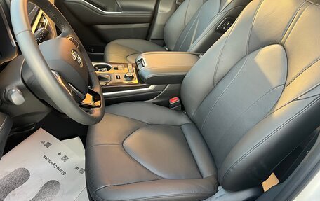 Toyota Highlander, 2025 год, 5 800 000 рублей, 12 фотография