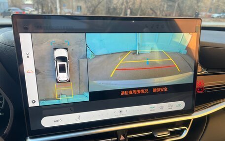 Toyota Highlander, 2025 год, 5 800 000 рублей, 28 фотография