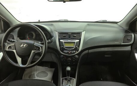 Hyundai Solaris II рестайлинг, 2013 год, 920 000 рублей, 10 фотография