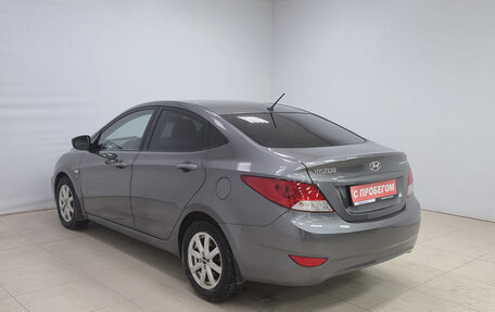 Hyundai Solaris II рестайлинг, 2013 год, 920 000 рублей, 6 фотография