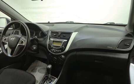 Hyundai Solaris II рестайлинг, 2013 год, 920 000 рублей, 12 фотография