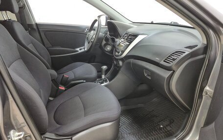 Hyundai Solaris II рестайлинг, 2013 год, 920 000 рублей, 13 фотография