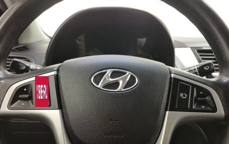 Hyundai Solaris II рестайлинг, 2013 год, 920 000 рублей, 20 фотография