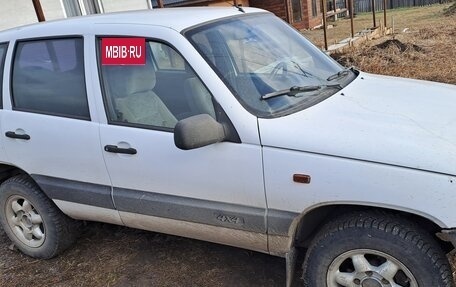 Chevrolet Niva I рестайлинг, 2004 год, 315 000 рублей, 2 фотография