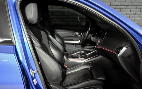 BMW 3 серия, 2019 год, 3 400 000 рублей, 11 фотография