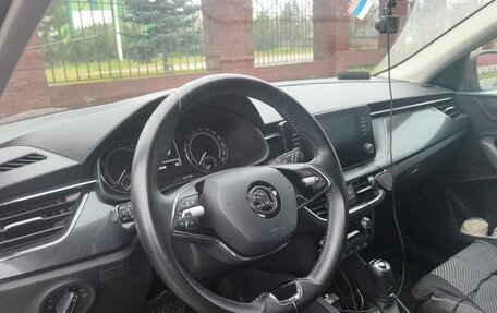 Skoda Rapid II, 2021 год, 2 000 000 рублей, 1 фотография