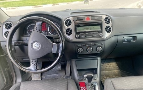 Volkswagen Tiguan I, 2009 год, 829 000 рублей, 8 фотография