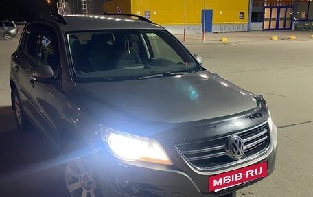 Volkswagen Tiguan I, 2009 год, 829 000 рублей, 11 фотография