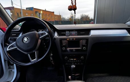 Skoda Rapid I, 2017 год, 1 000 000 рублей, 5 фотография