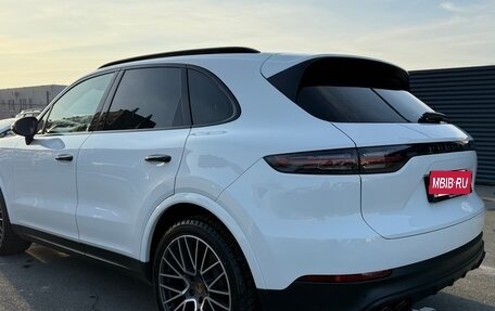 Porsche Cayenne III, 2019 год, 7 800 000 рублей, 4 фотография