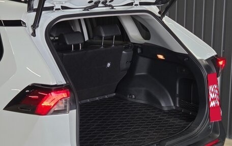 Toyota RAV4, 2020 год, 3 100 000 рублей, 14 фотография