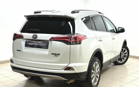 Toyota RAV4, 2016 год, 2 390 000 рублей, 4 фотография