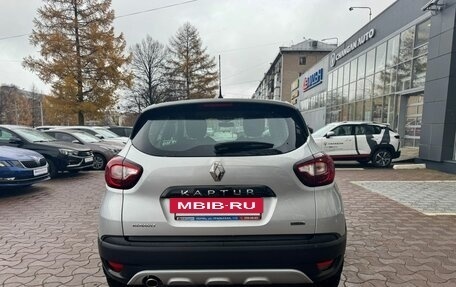 Renault Kaptur I рестайлинг, 2017 год, 1 400 000 рублей, 9 фотография