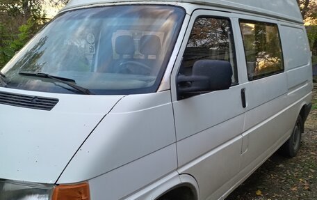 Volkswagen Transporter T4, 1993 год, 600 000 рублей, 2 фотография