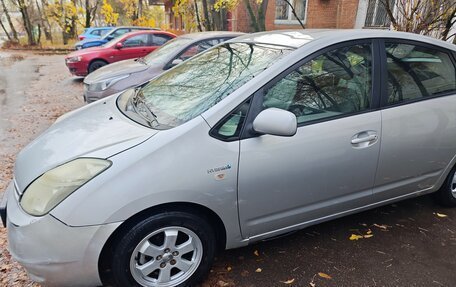 Toyota Prius, 2008 год, 460 000 рублей, 2 фотография