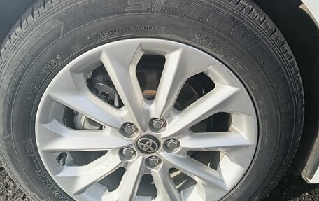 Toyota Corolla, 2020 год, 2 080 000 рублей, 16 фотография