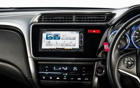 Honda Grace I, 2015 год, 1 250 000 рублей, 11 фотография