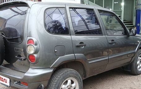 Chevrolet Niva I рестайлинг, 2005 год, 320 000 рублей, 2 фотография
