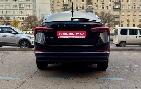 Skoda Rapid II, 2021 год, 1 950 000 рублей, 18 фотография