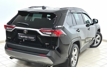 Toyota RAV4, 2021 год, 3 967 000 рублей, 9 фотография