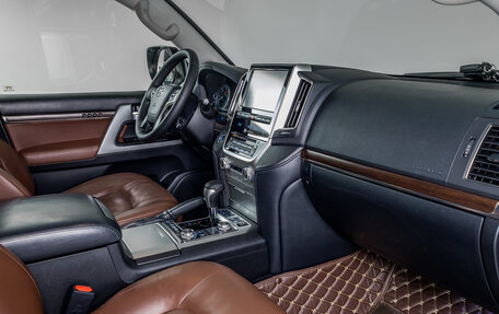 Toyota Land Cruiser 200, 2015 год, 5 100 000 рублей, 10 фотография