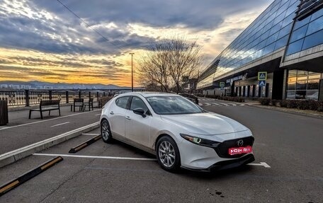 Mazda 3, 2020 год, 3 000 000 рублей, 1 фотография